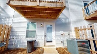 Building Photo - 312 Highline Trl