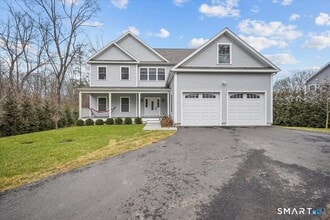 Building Photo - 1049 Stillwater Rd