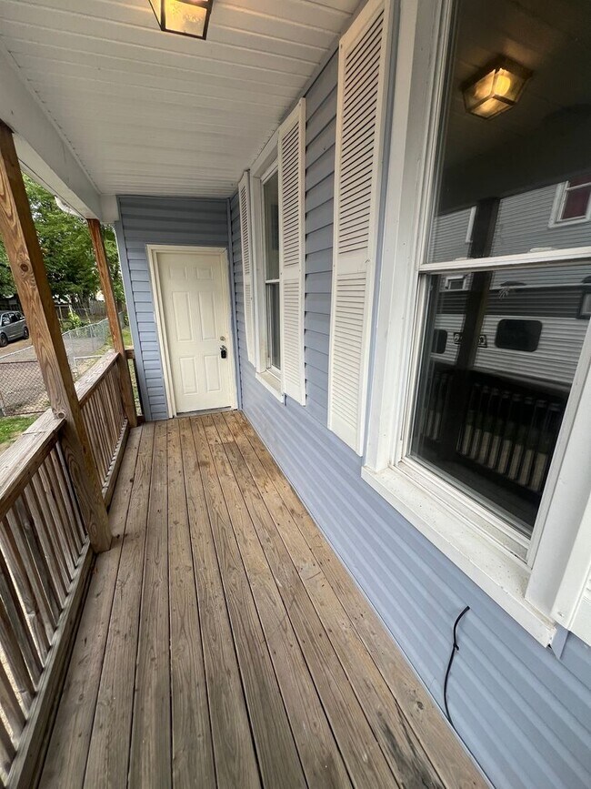 Building Photo - Ranch 3 Bedroom House