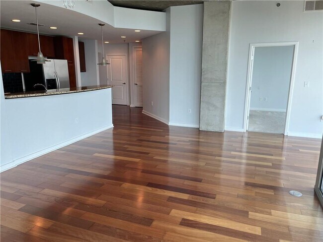 Foto del edificio - 3324 Peachtree Rd NE