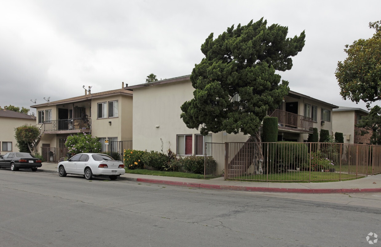 Foto principal - Rose Street Apartments