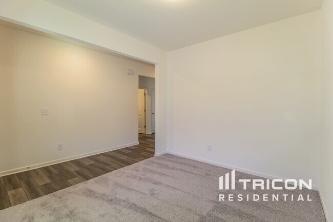 Foto del edificio - 297 Mccall Wy