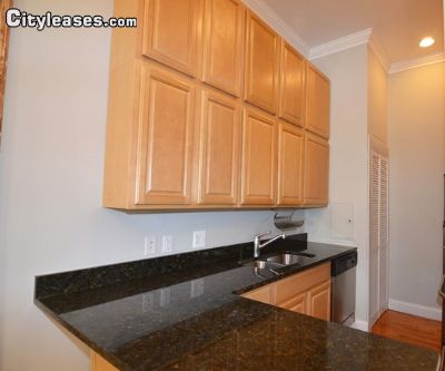 Building Photo - 1115 M St NW