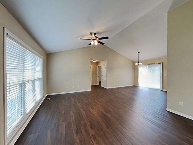 Building Photo - 604 Summey Farm Drive