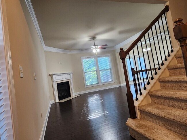 Building Photo - 229 Privet Cir