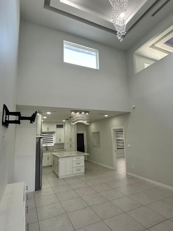 Foto del edificio - 1822 Sunset Dr