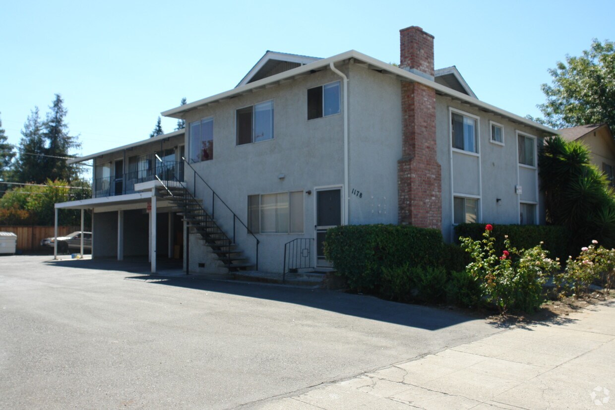 Primary Photo - 1178 Francisco Ave
