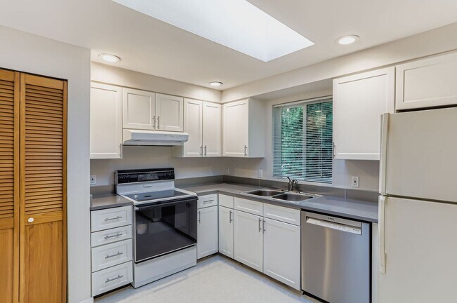 Foto del edificio - Beautiful Redmond Home Near Microsoft and ...
