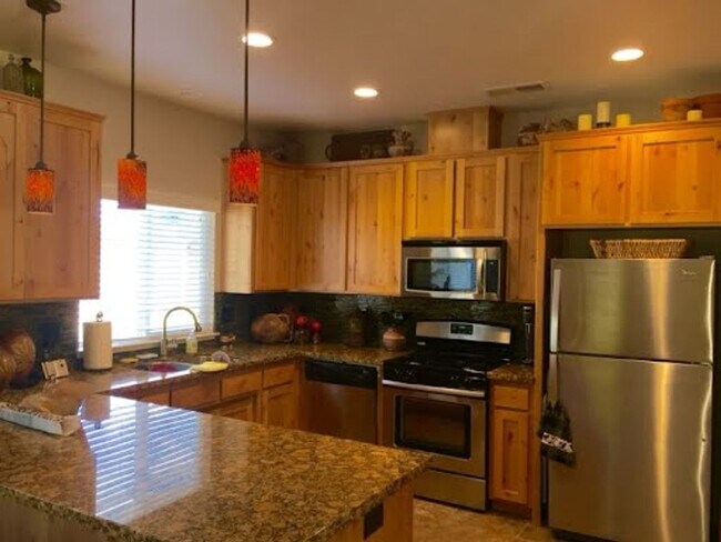 Foto del edificio - 3bd 2 ba