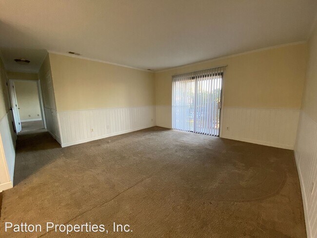 Building Photo - 510 Menlo Dr