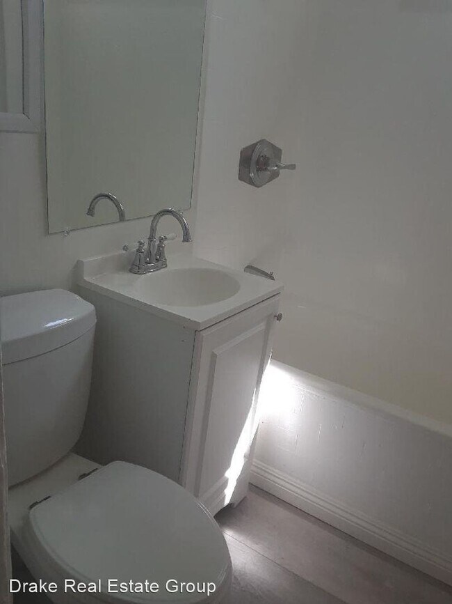 Building Photo - Studio, 1 bath Apartment - 430 S Union Ave