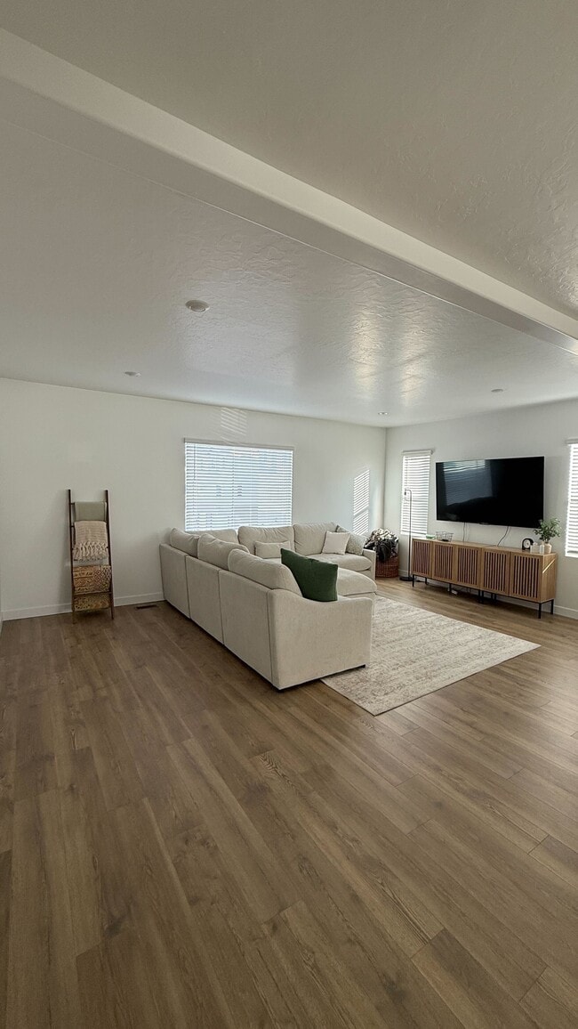 Building Photo - 436 S 1130 W