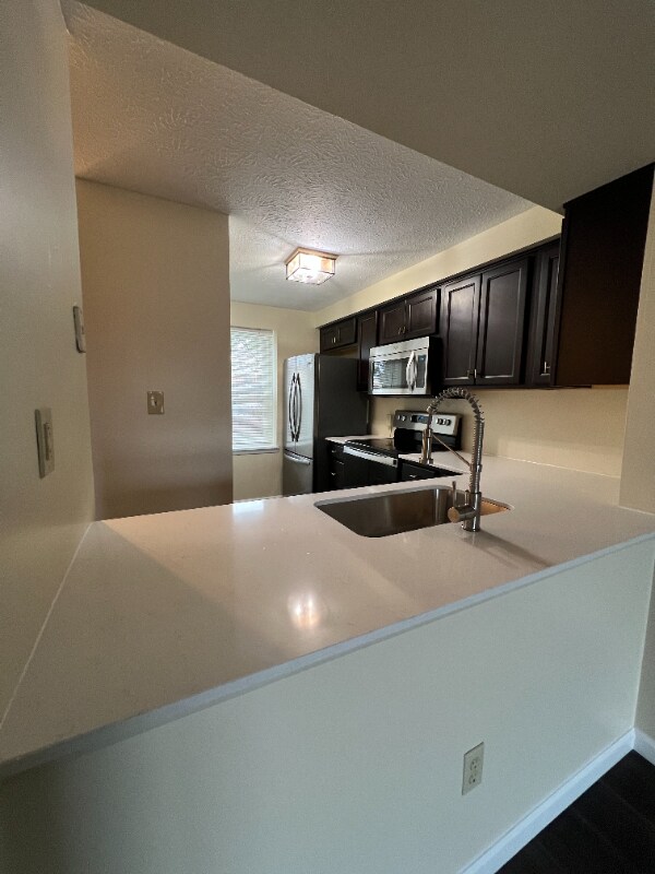 Foto del edificio - 378 Scott Ln