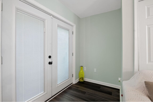 Building Photo - 405 Westminster Ln