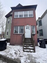 Building Photo - 362 Church St