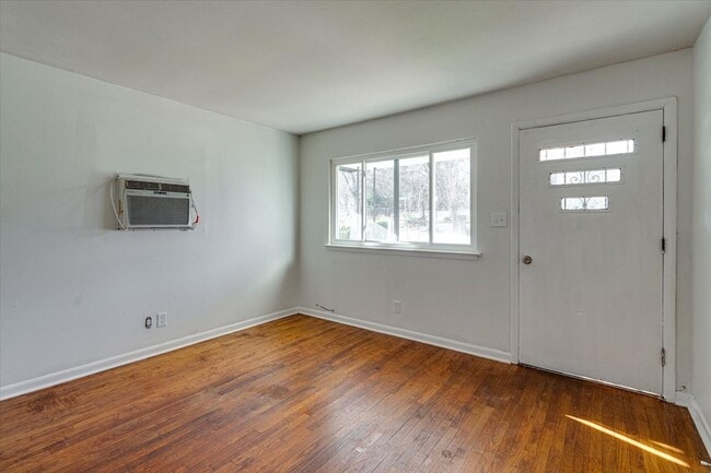 Photo - 1002 Belmeade Ave Apartment