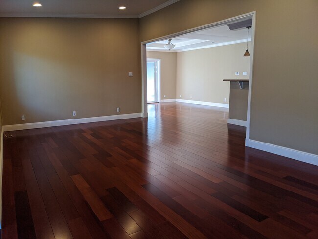 Foto del edificio - 42837 Homewood St.