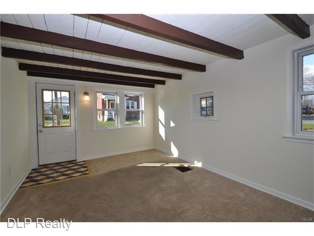 Building Photo - 1204 Williamson St