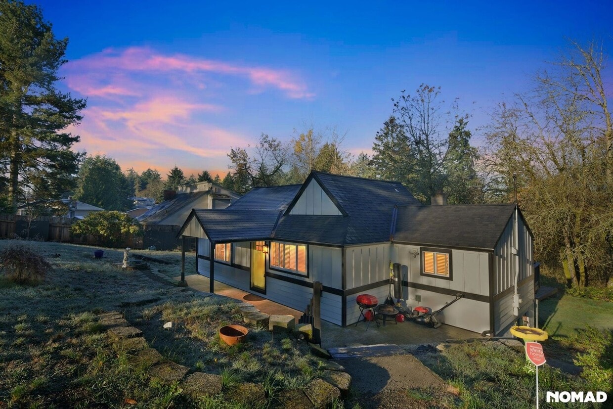 Foto principal - 10020 Wilkeson St S