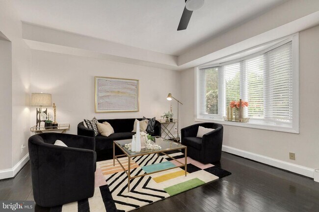 Photo - 1316 Michigan Ave NE House