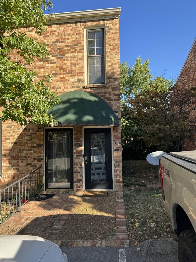 Photo - 117 Matthew Ln Townhome