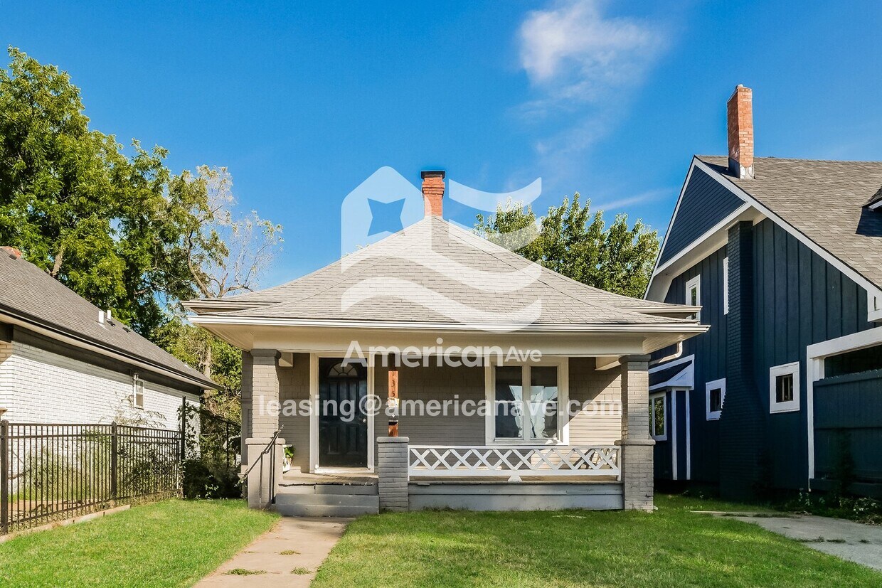 Foto principal - 135 S 15th St