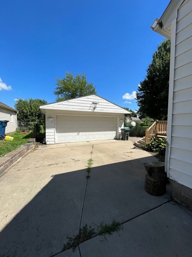 Building Photo - Stunning 3 Bed, 1 Bath Home for Rent