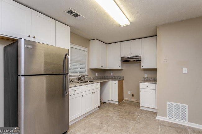 Foto del edificio - 3940 Scott Dr