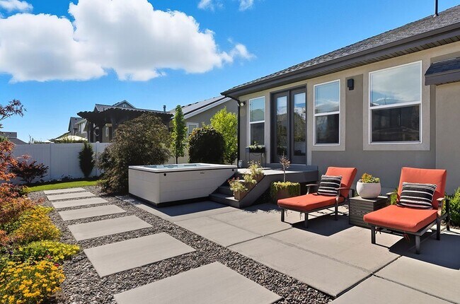Foto del edificio - 5887 S Murray Holw Ln