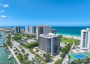 Foto principal - 4031 Gulf Shore Blvd N