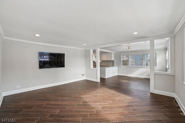 Foto del edificio - 64 Shunpike Rd