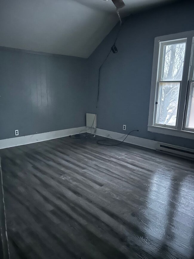 Foto del edificio - 611 W Marion St