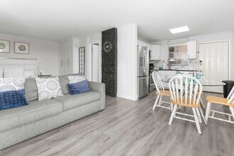 Building Photo - 5700 Bonita Beach Rd SW