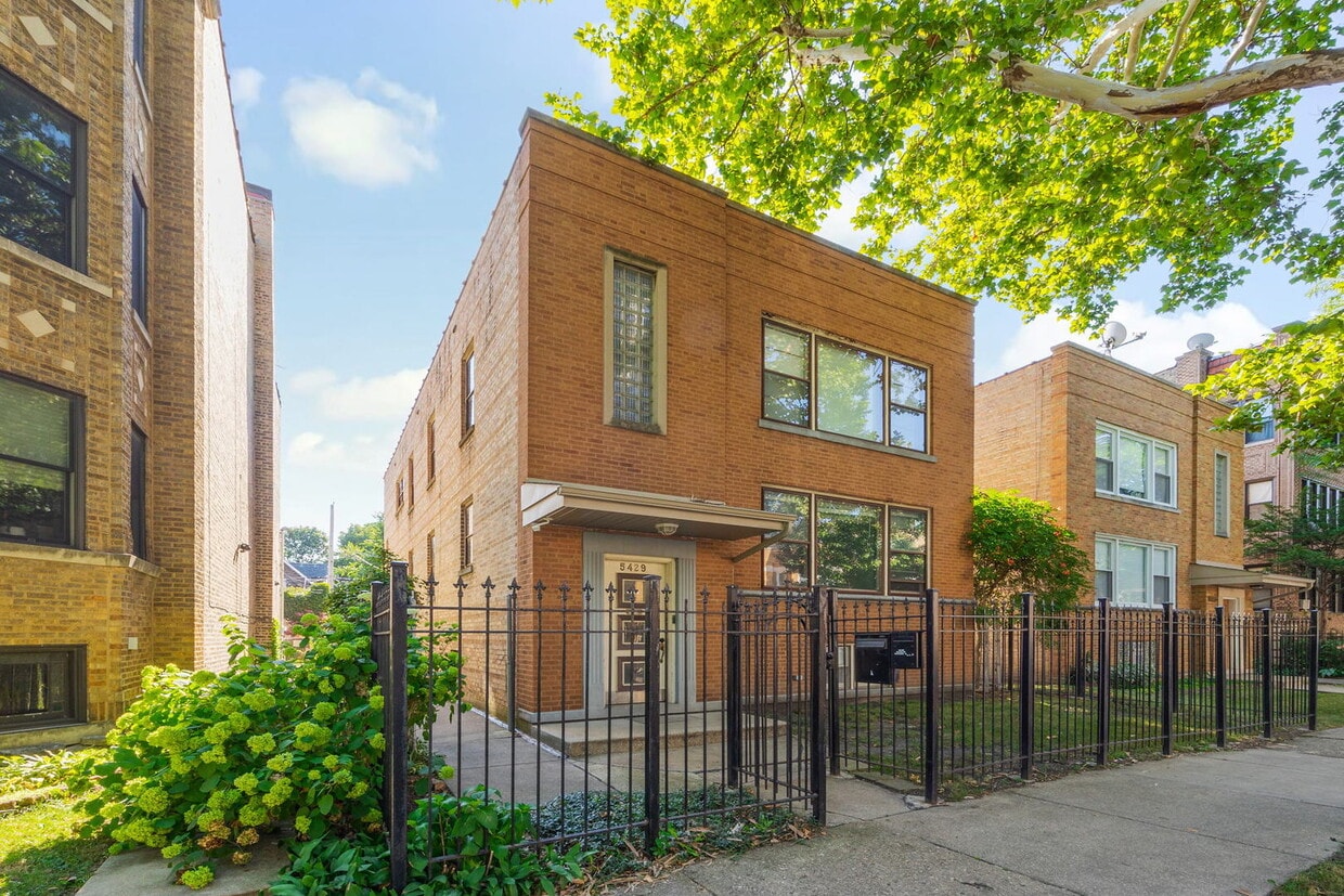 5429 N Kimball Ave, Chicago, IL 60625 House Rental in Chicago, IL