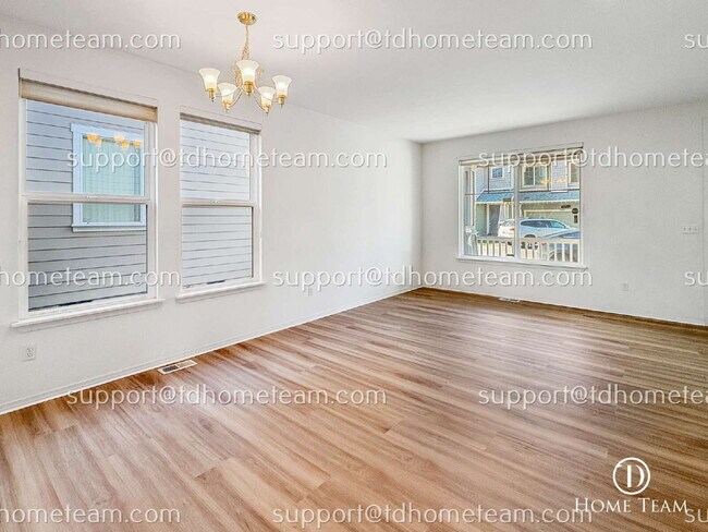 Building Photo - "Spacious 4-Bedroom Home with 2.5 Baths in Renton – 2030 Sq. Ft. of Comfort & Style!"