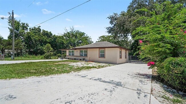 Foto del edificio - 1109 NW 14th Ave