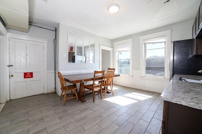 Foto del edificio - 481 Cambridge St