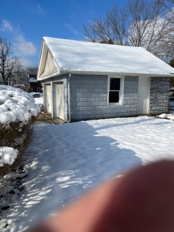 Building Photo - 5108 Miller Ave