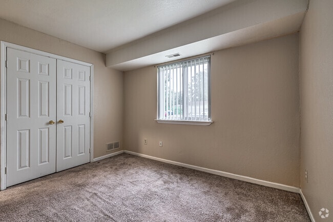 2BD, 2BA - 1176SF - Oakridge Apartments
