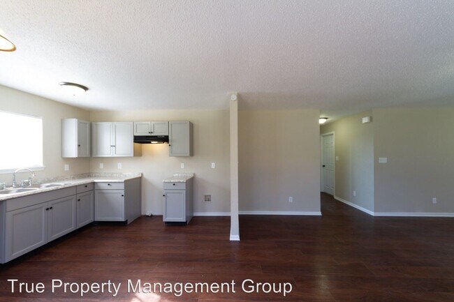 Foto del edificio - 3 br, 2 bath House - 5442 Milhouse Road