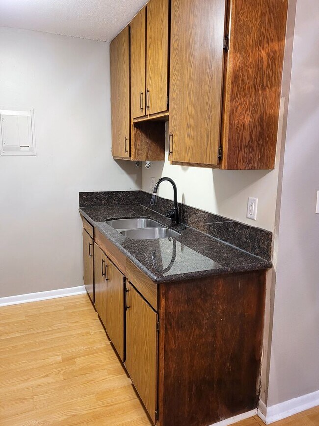 Foto del interior - Marydale Lakeview Apartments