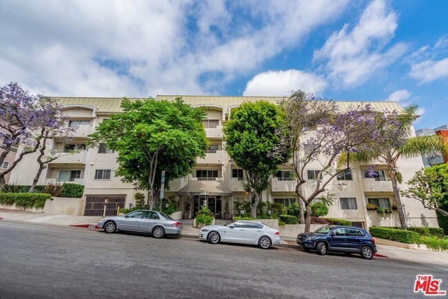Foto del edificio - 1250 N Kings Rd