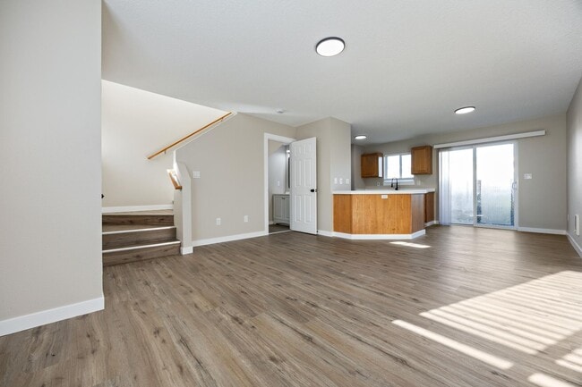 3 bedroom, 2.5 bathroom home - SE Portland - 3 bedroom, 2.5 bathroom home - SE Portland