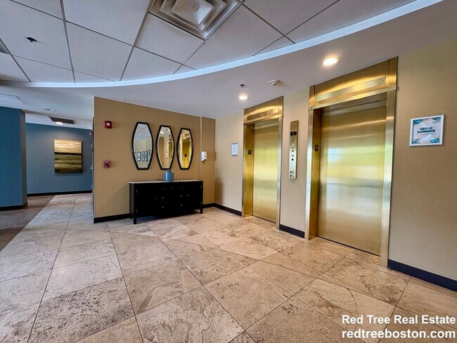 Foto del edificio - 60 Longwood Ave