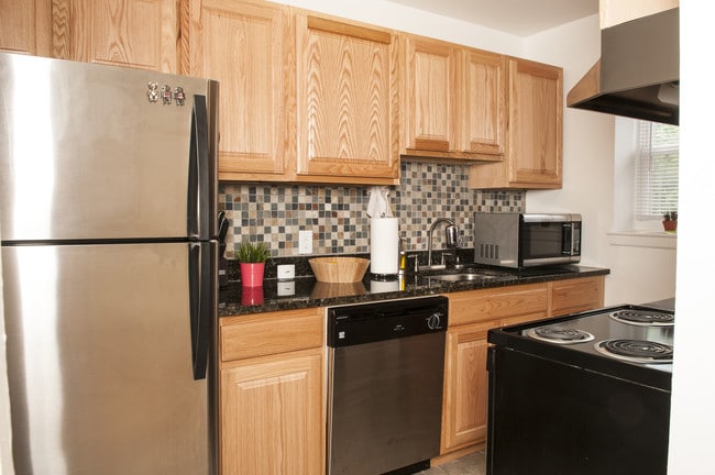stainless steel appliances - Prospect Ridge