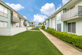 Building Photo - Las Ventanas