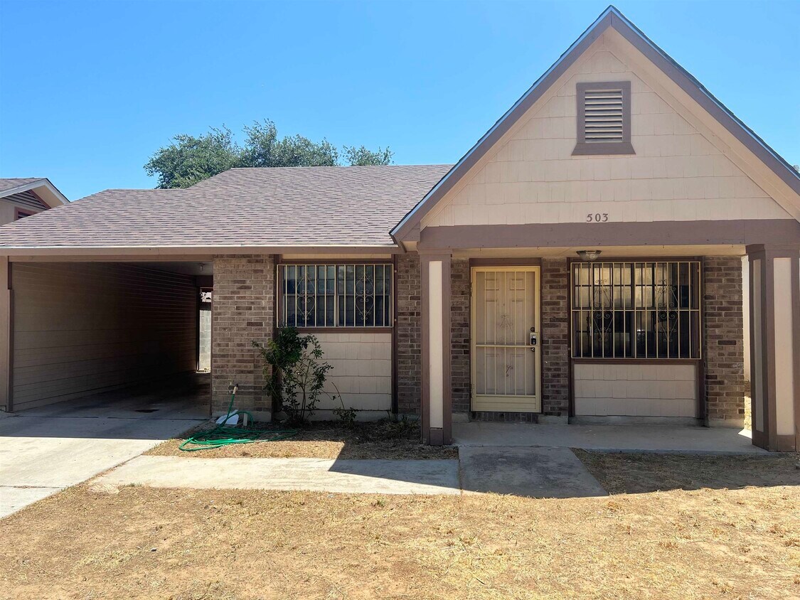 Primary Photo - 503 Cimarron Dr