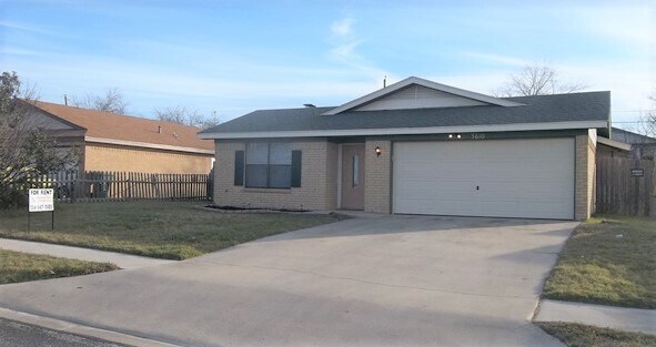 Foto principal - 3610 Bacon Ranch Rd