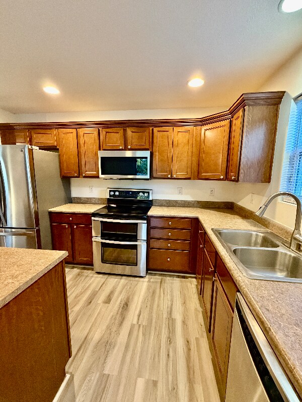 Foto del edificio - 7952 Bombay Ln