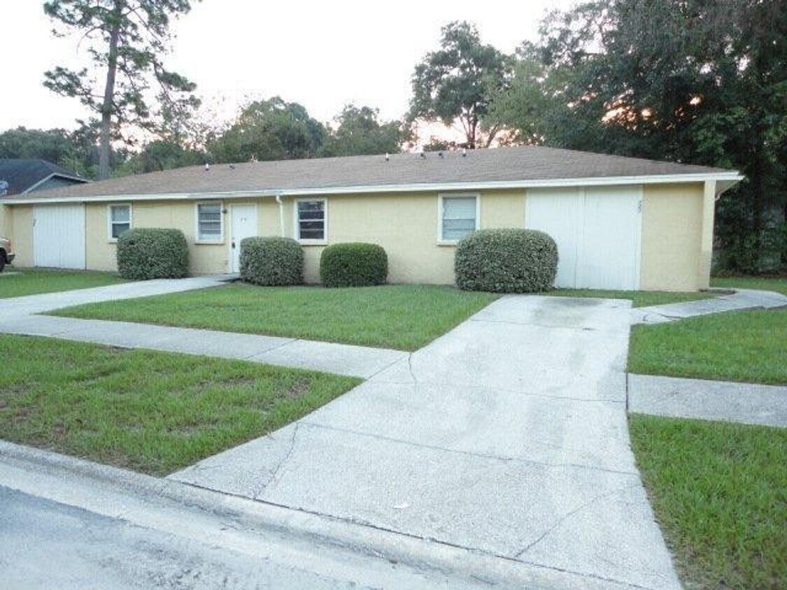 Foto principal - Perfect 2/1 Duplex! NO APP FEE!